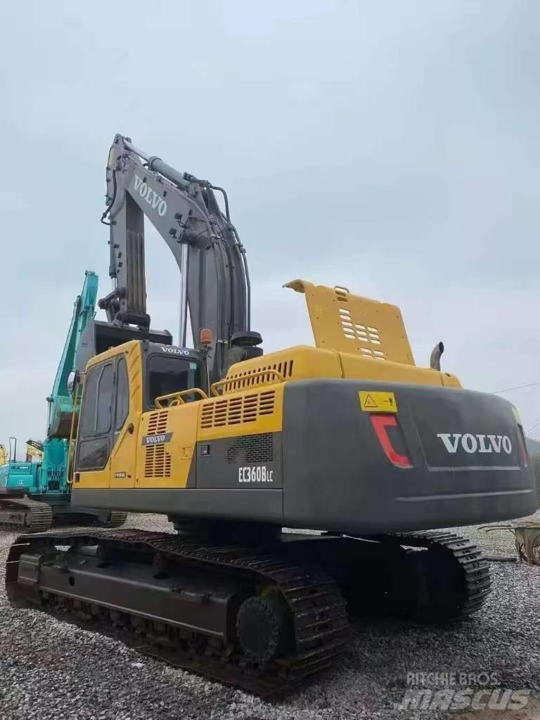 Volvo 360BLC Bageri guseničari