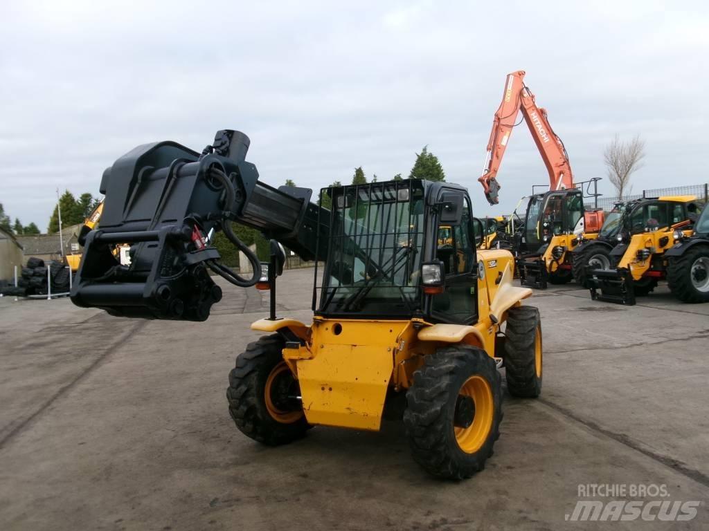 JCB 520-50 Poljoprivredni teleskopski utovarivači