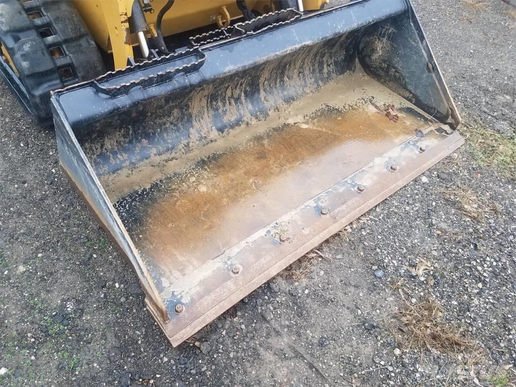CAT 249D Skid steer mini utovarivači