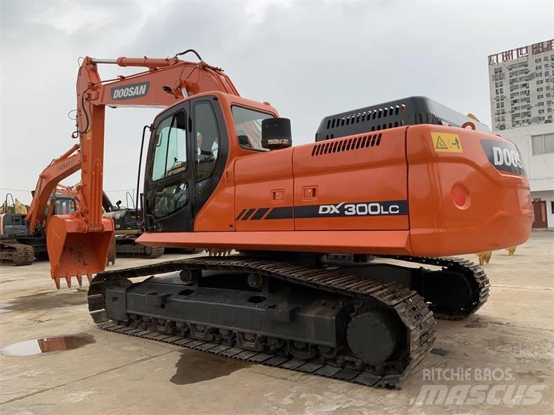 Doosan DX300 Bageri guseničari
