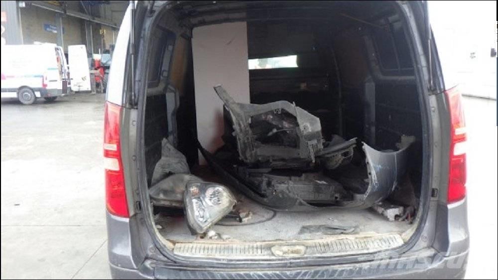 Hyundai H1 Sanduk kombiji