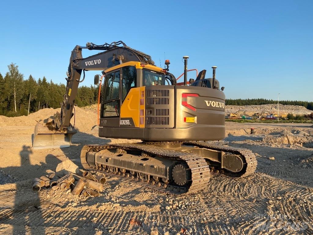 Volvo EC 235 EL Bageri guseničari