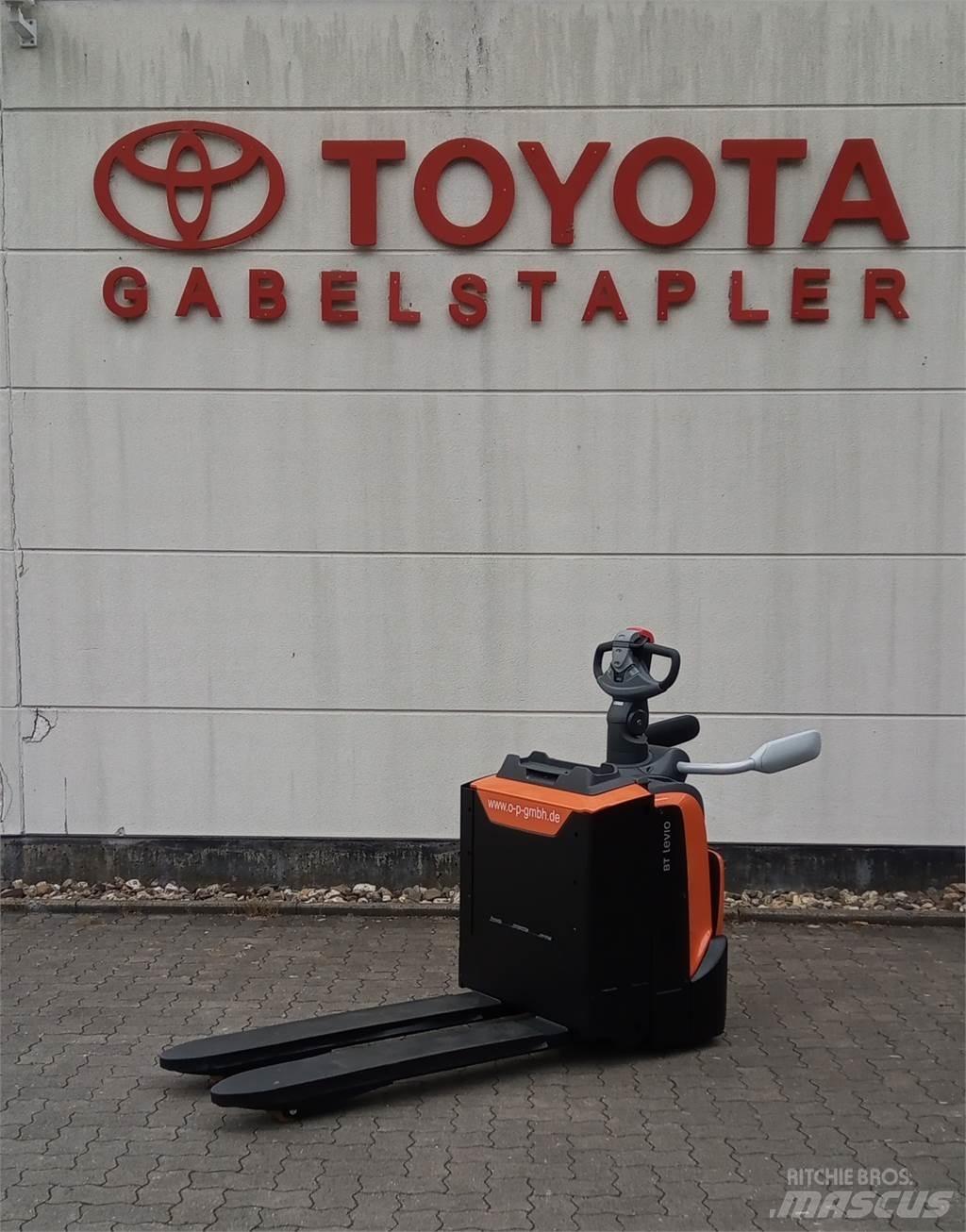 Toyota LPE200 Nisko podizni električni viljuškar