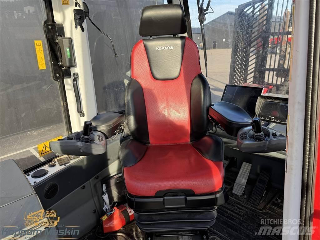 Komatsu 895 Forvarderi