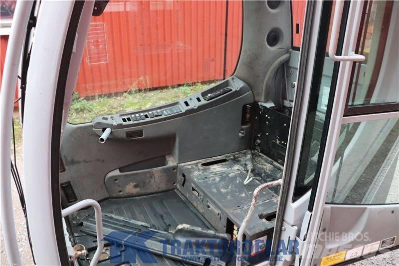 New Holland WE150C Kabine i unutrašnjost