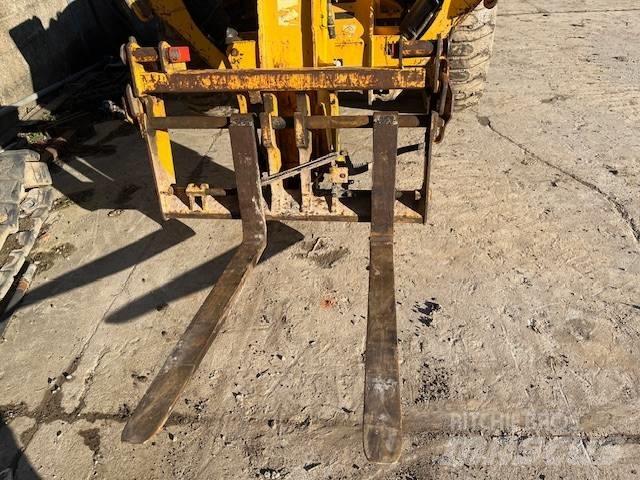 JCB 535-140 Teleskopski viljuškari