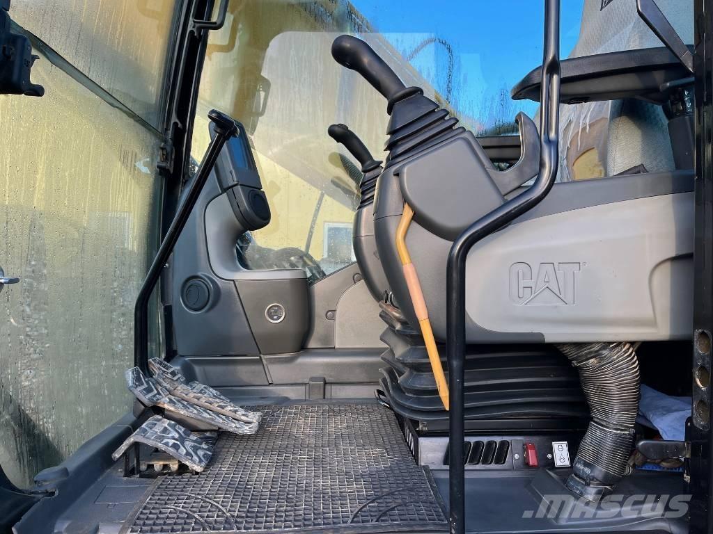 CAT 323 D L Bageri guseničari