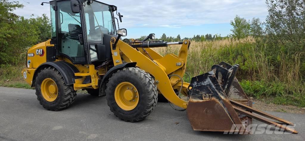 CAT 908M , 908 Utovarivači na točkove