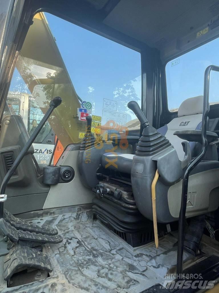 Komatsu PC 200-8 Bageri guseničari