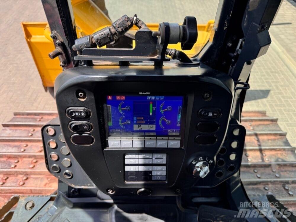 Komatsu D51PXi-24EO Buldožeri guseničari