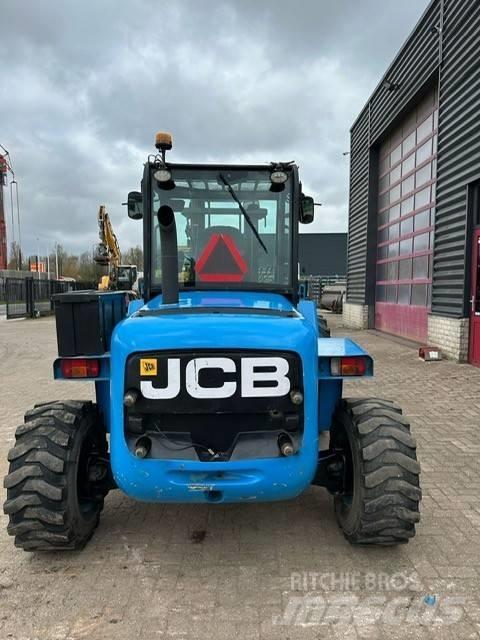 JCB 930-4 Vanterenski viljuškar