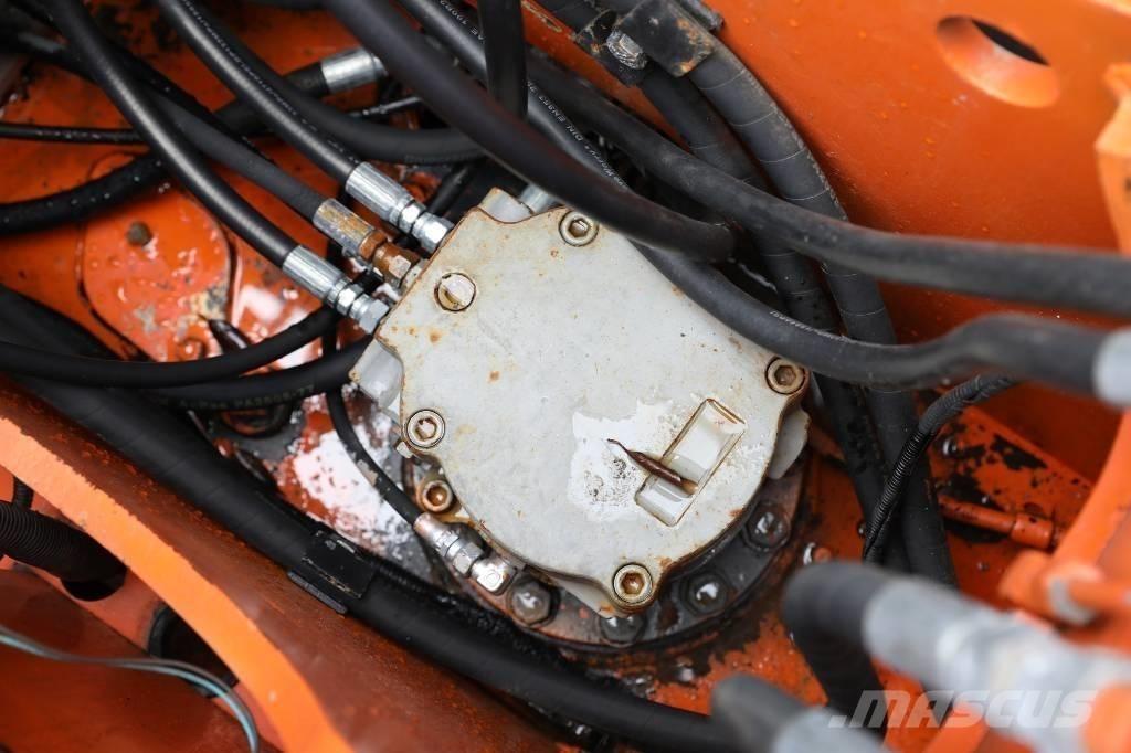 Hitachi ZX 60 Bageri guseničari