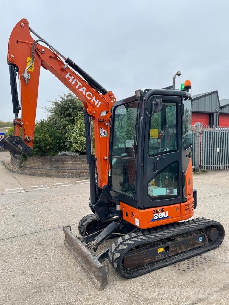 Hitachi Zx26-6 CLR Mini bageri < 7t
