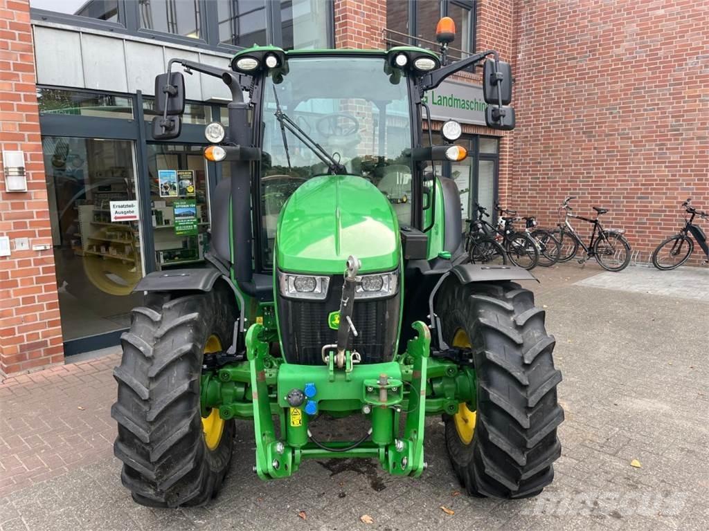 John Deere 5100R Traktori