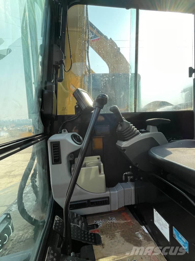 CAT 305.5E2 Bageri guseničari
