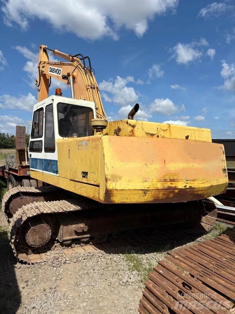 Daewoo DH 220LC Bageri guseničari