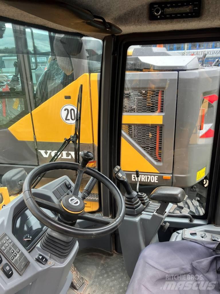 Volvo L 30 G Utovarivači na točkove