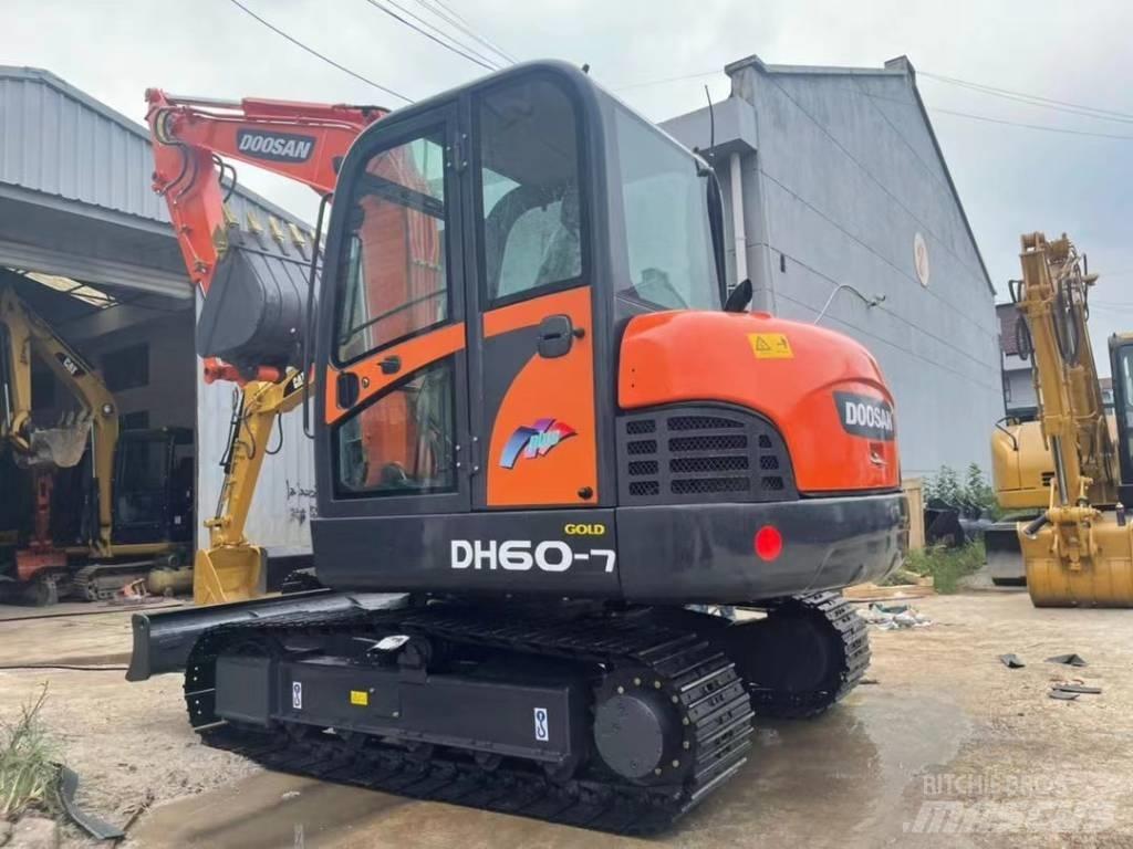 Doosan DH 60-7 Mini bageri < 7t