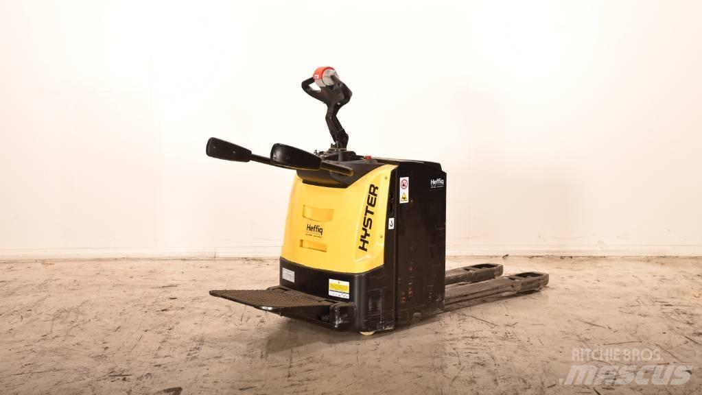 Hyster P3.0S Nisko podizni električni viljuškar sa stajalištom
