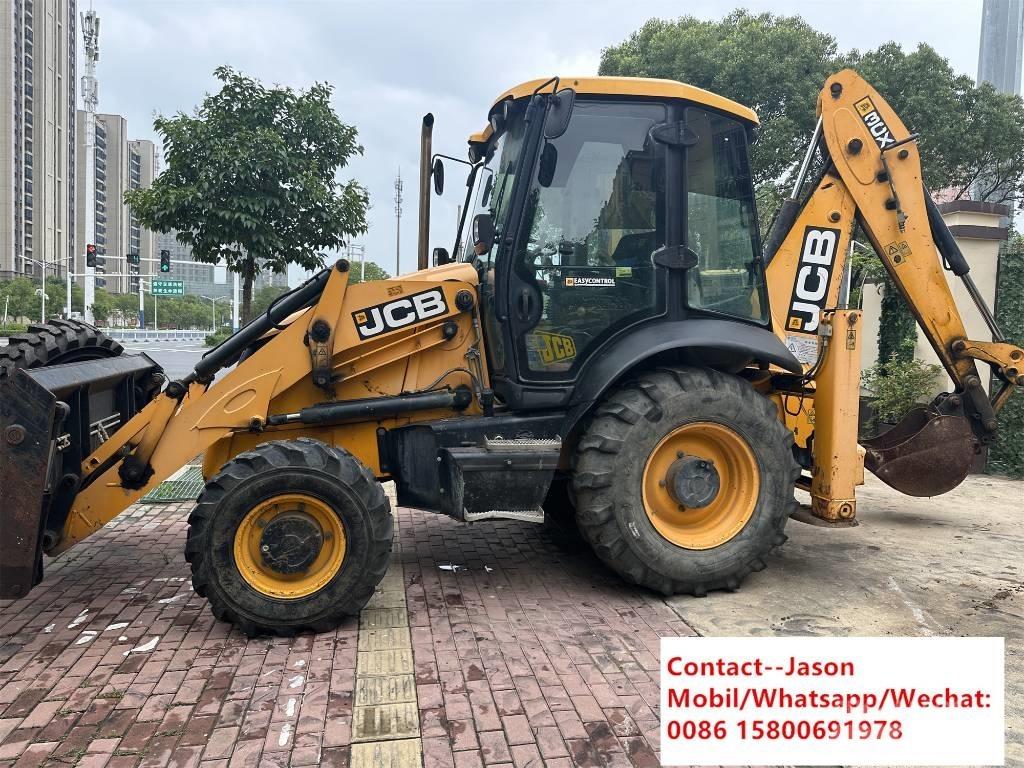 JCB 3 CX 4 T Rovokopači