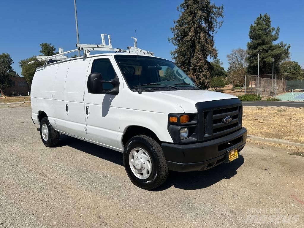Ford E 250 Dostavna vozila / kombiji