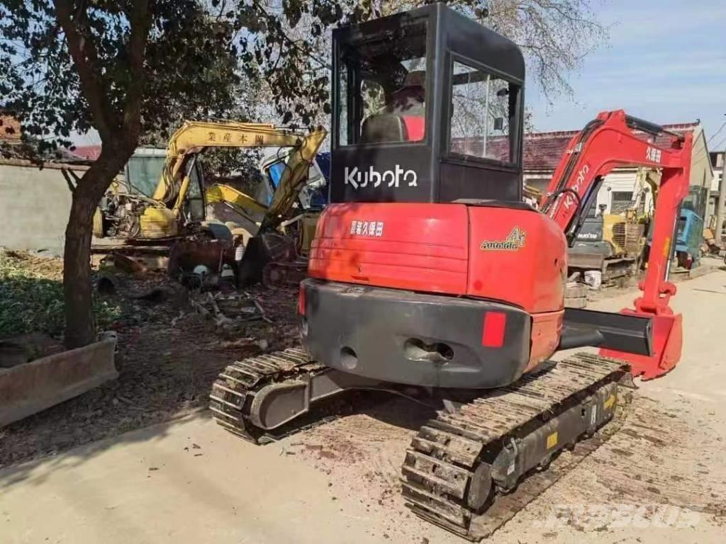 Kubota U 35 Mini bageri < 7t
