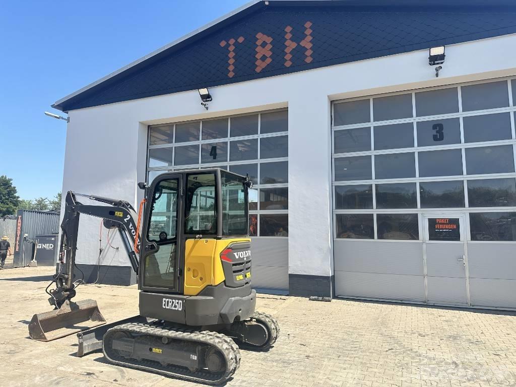Volvo ECR 25 D Mini bageri < 7t