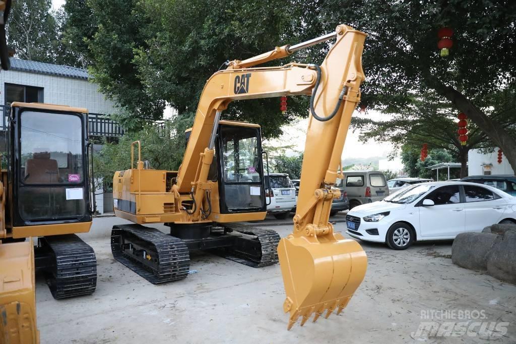 CAT E 70 B Mini bageri < 7t