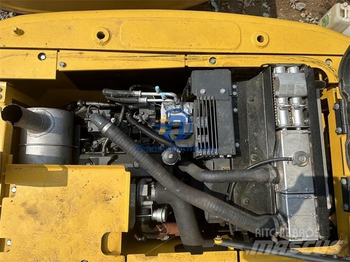 Komatsu PC 130 Bageri guseničari