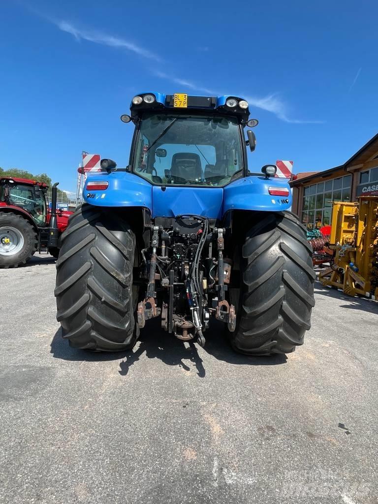 New Holland T 8.360 Traktori