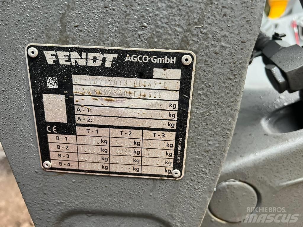 Fendt 828 Traktori