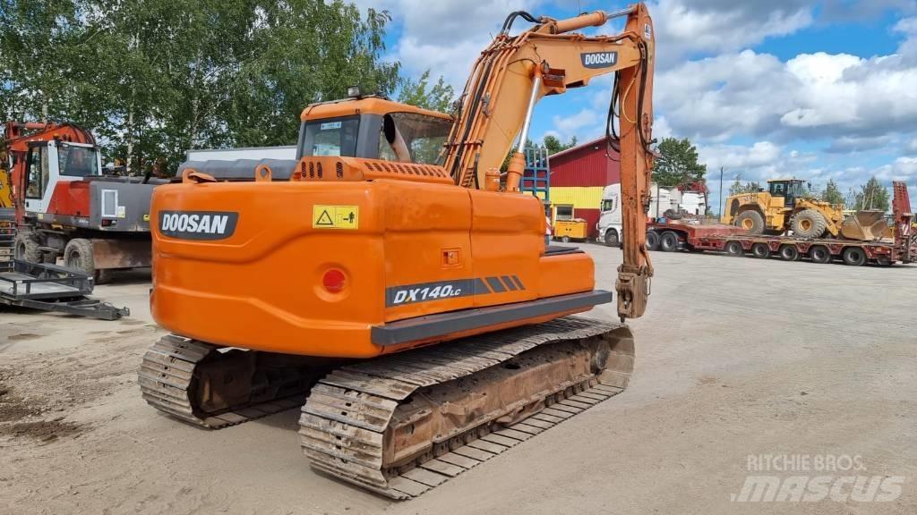 Doosan DX 140 LC-3 Bageri guseničari