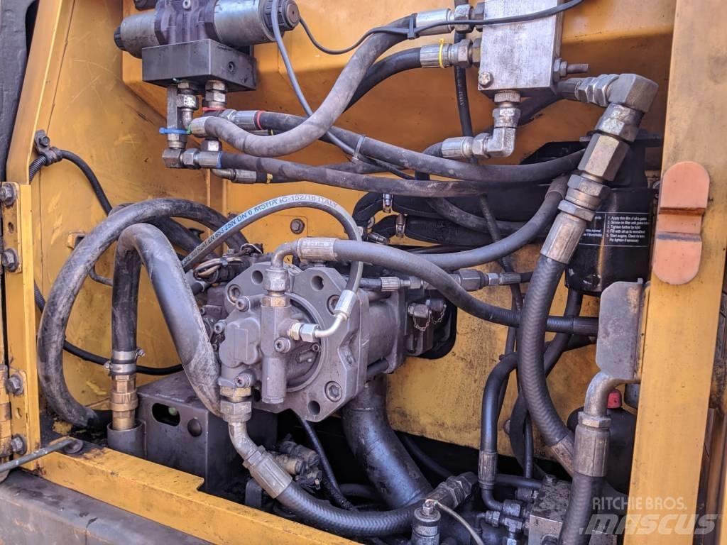 Volvo EC 160 B LC Bageri guseničari