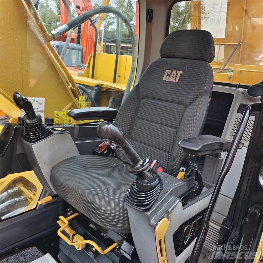 CAT 320 GC Bageri guseničari