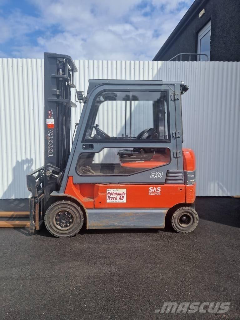 Toyota 7 FBMF 30 Električni viljuškari