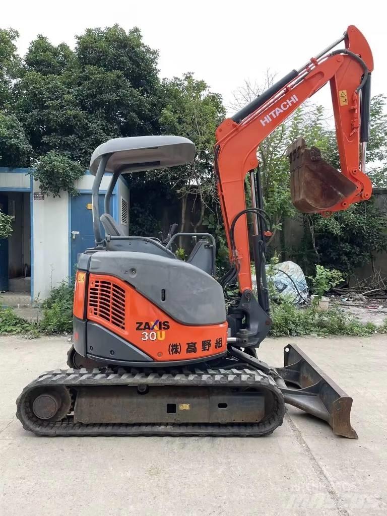 Hitachi ZX 30 U Mini bageri < 7t