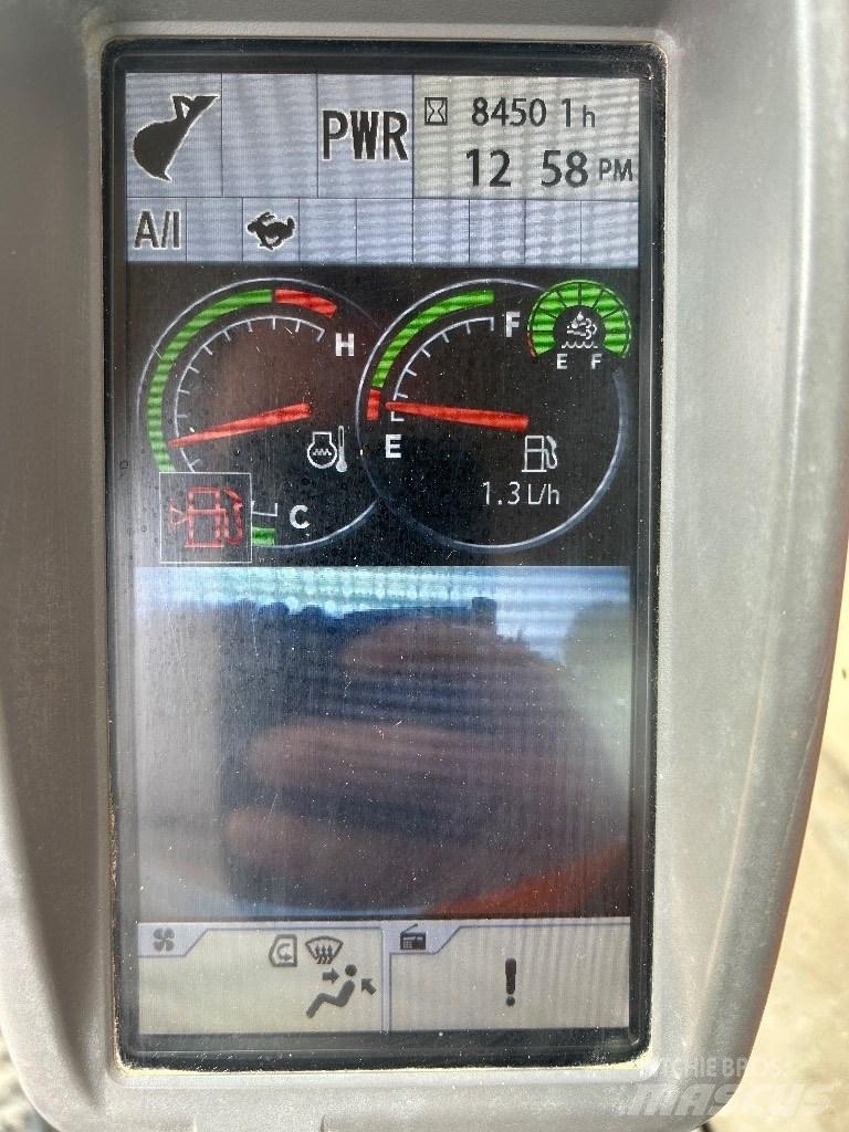 Hitachi ZX 210 LC-6 Bageri guseničari