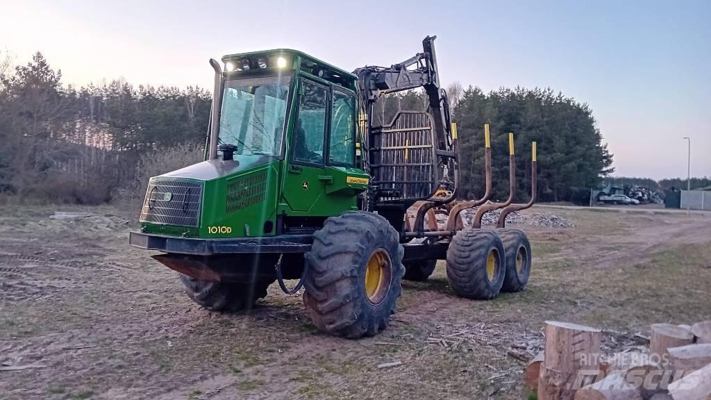 John Deere 1010D Forvarderi