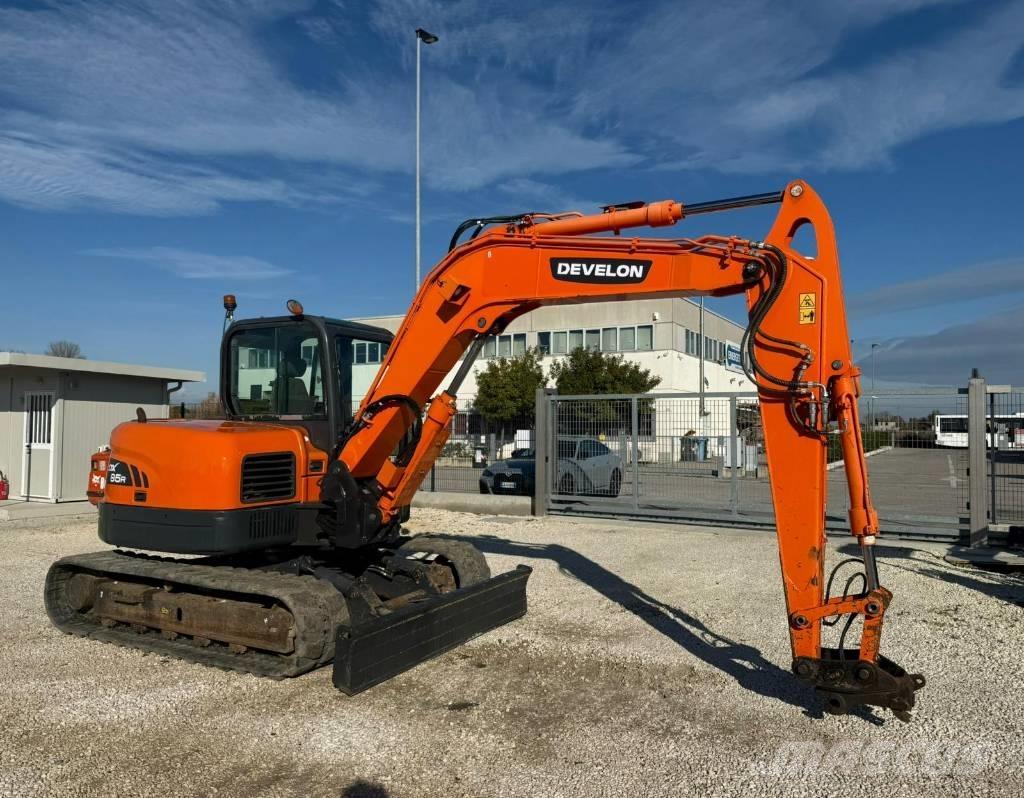 Doosan DX 85 R-3 Midi bageri 7t – 12t