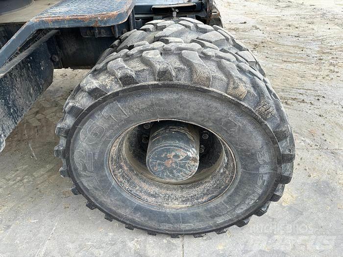 Hyundai HW140 Bageri točkaši