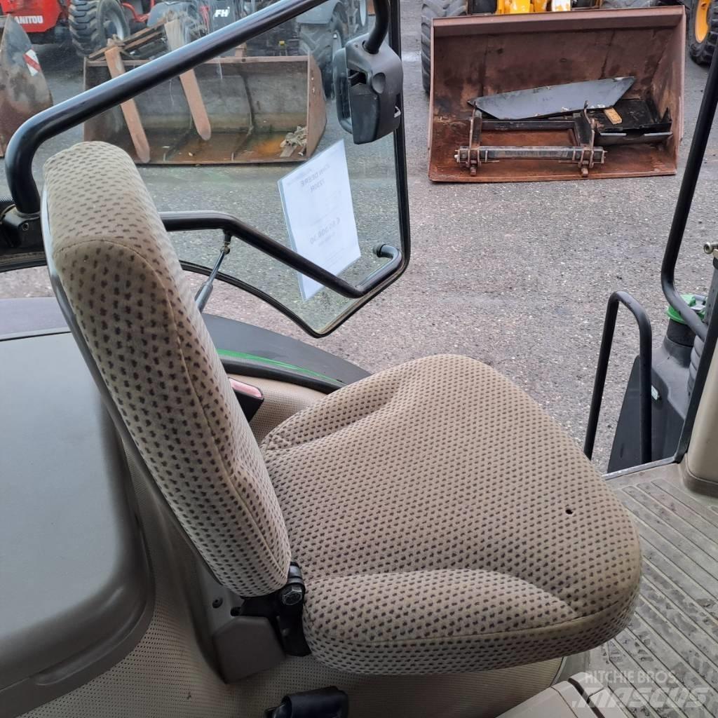 John Deere 7230 R Traktori