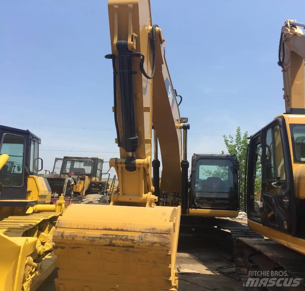 CAT 320 D Bageri guseničari