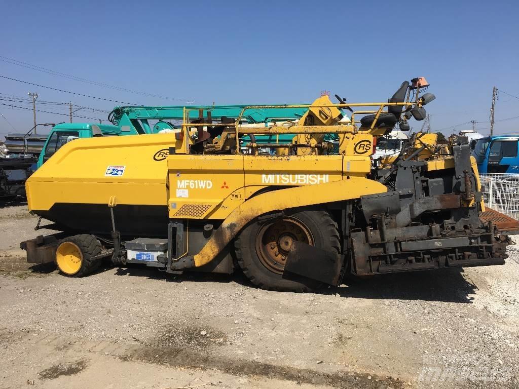 Mitsubishi MF61WD Asfaltni finišeri