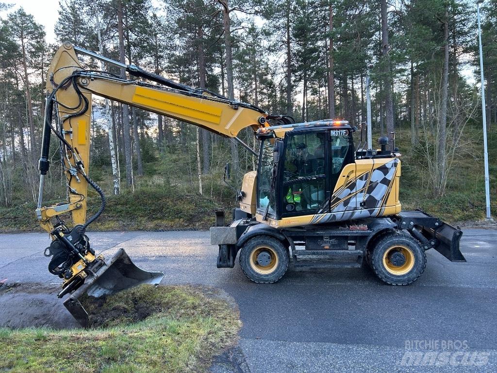 CAT M 317F Bageri točkaši