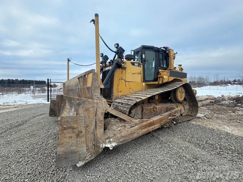 CAT D 6 T LGP Buldožeri guseničari