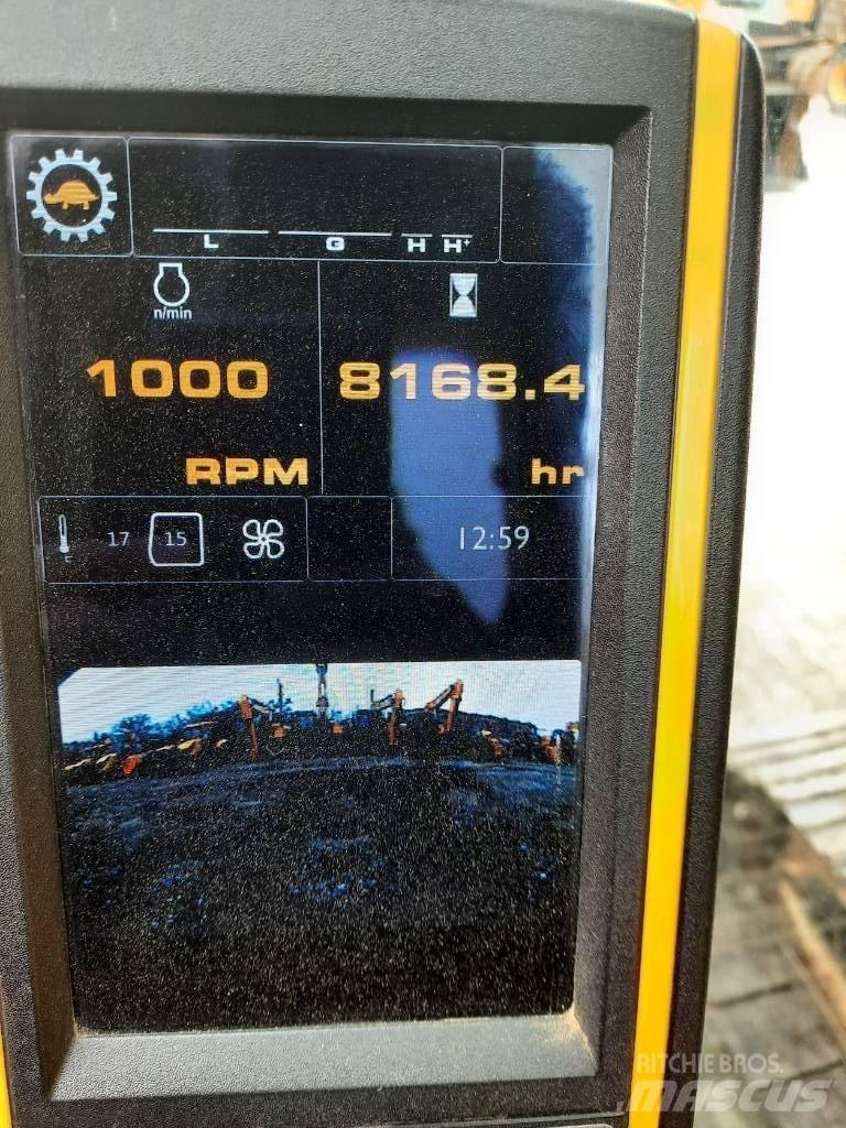 JCB JS 220 N LC Bageri guseničari