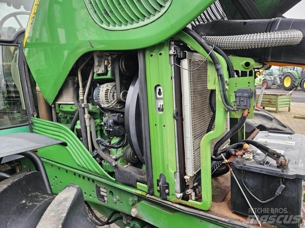 John Deere 6520 Traktori