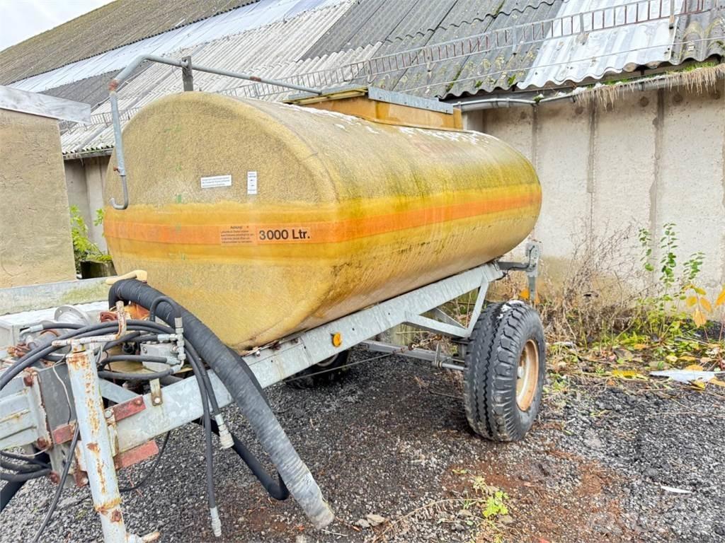 Chemo 3000 Liter Ostale poljoprivredne mašine