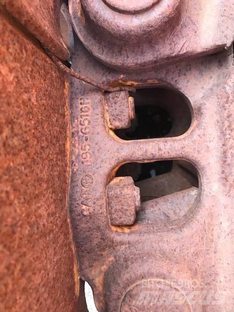CAT D 6 Gusenice za građevinarstvo