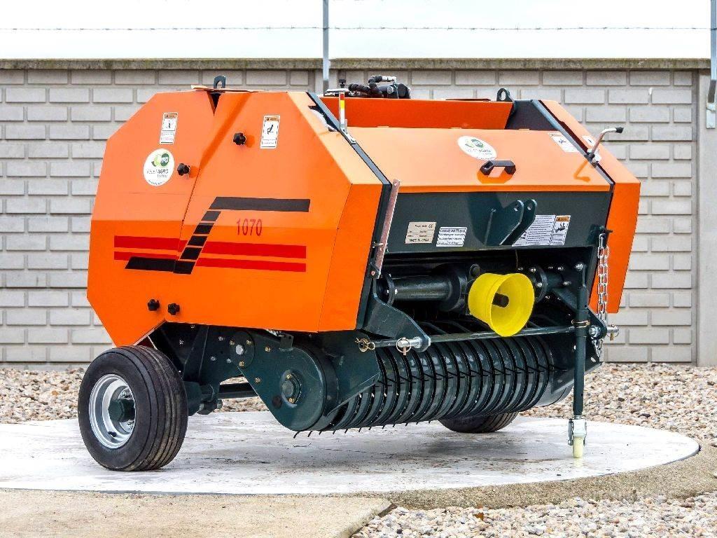  Komondor RKB-1070 Prese/balirke za rolo bale